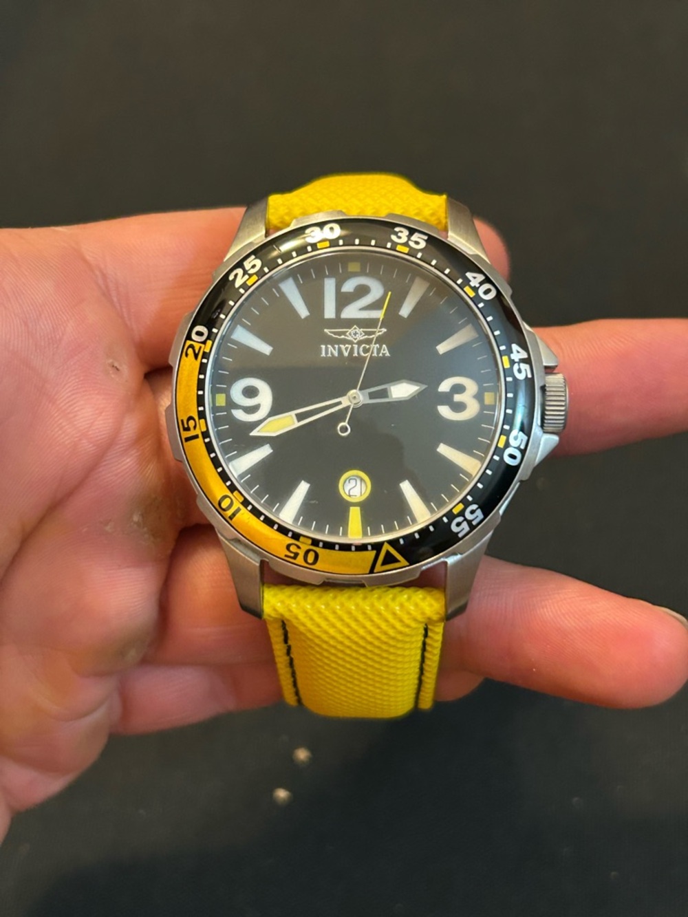 Invicta Specialty Men's Quartz watch No. 12119 (Not Running)